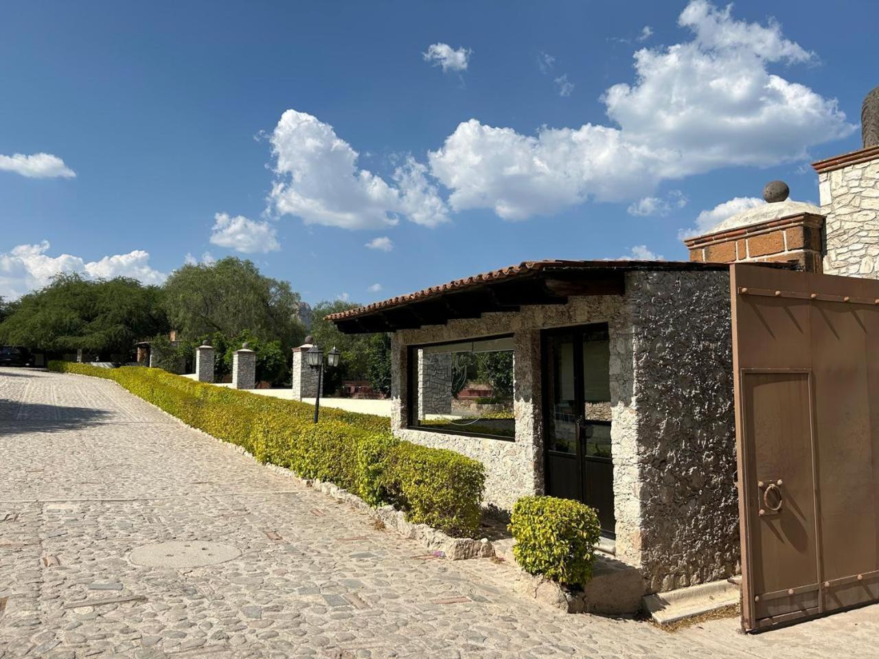 Cabanas, Suites Y Habitaciones Rancho San Jorge Bernal Exterior foto